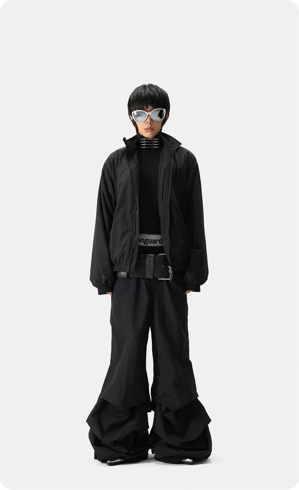 Vanguardia Nylon Pleated Pants