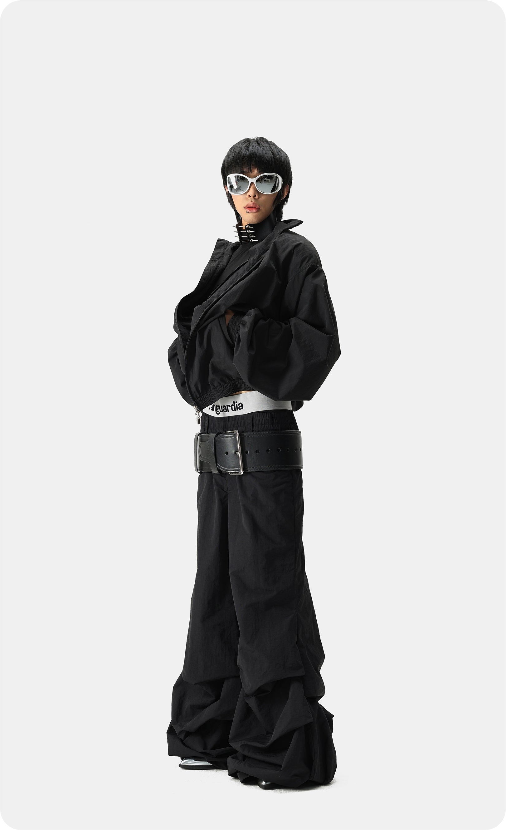 Vanguardia Nylon Pleated Pants