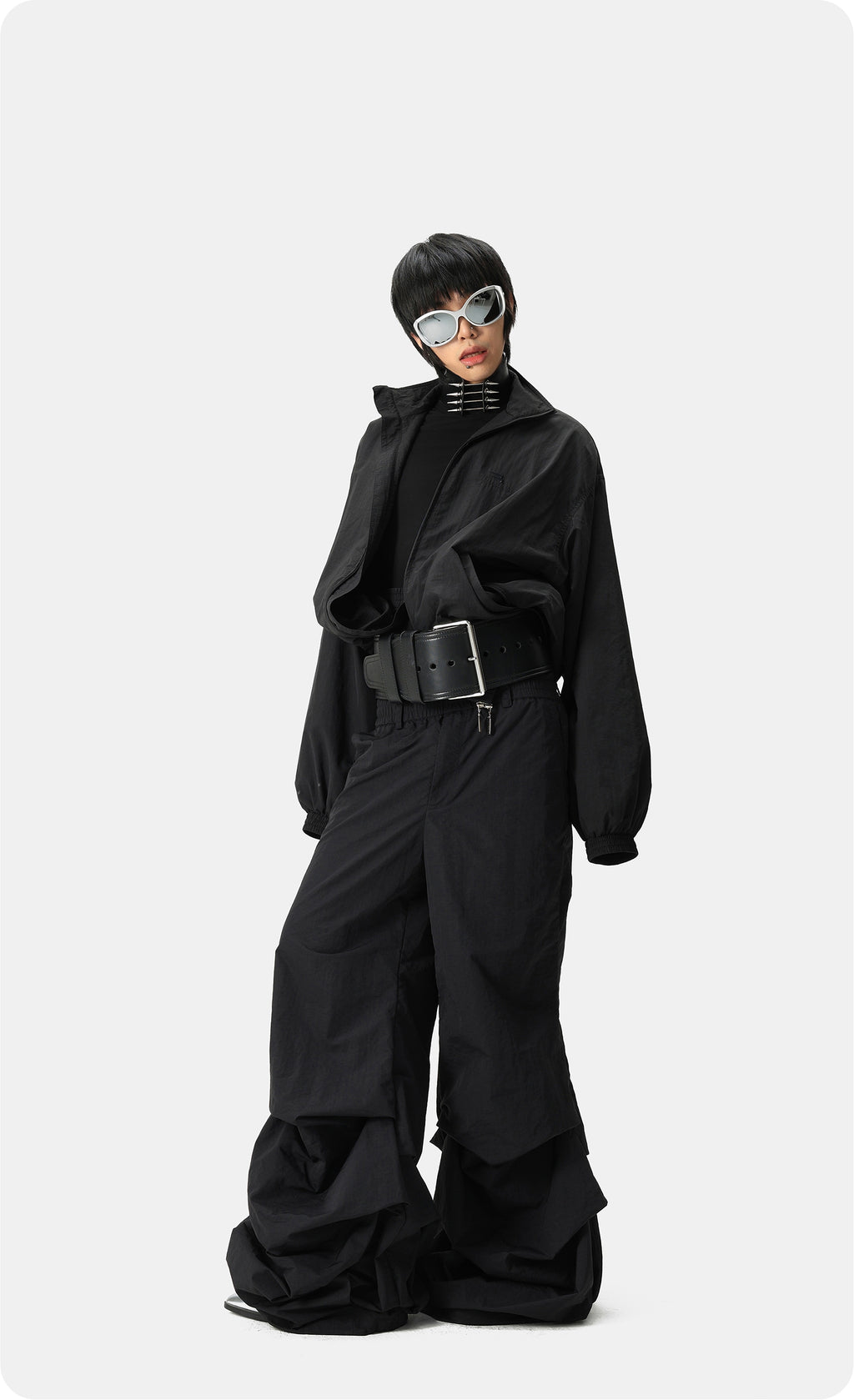 Vanguardia Nylon Pleated Pants