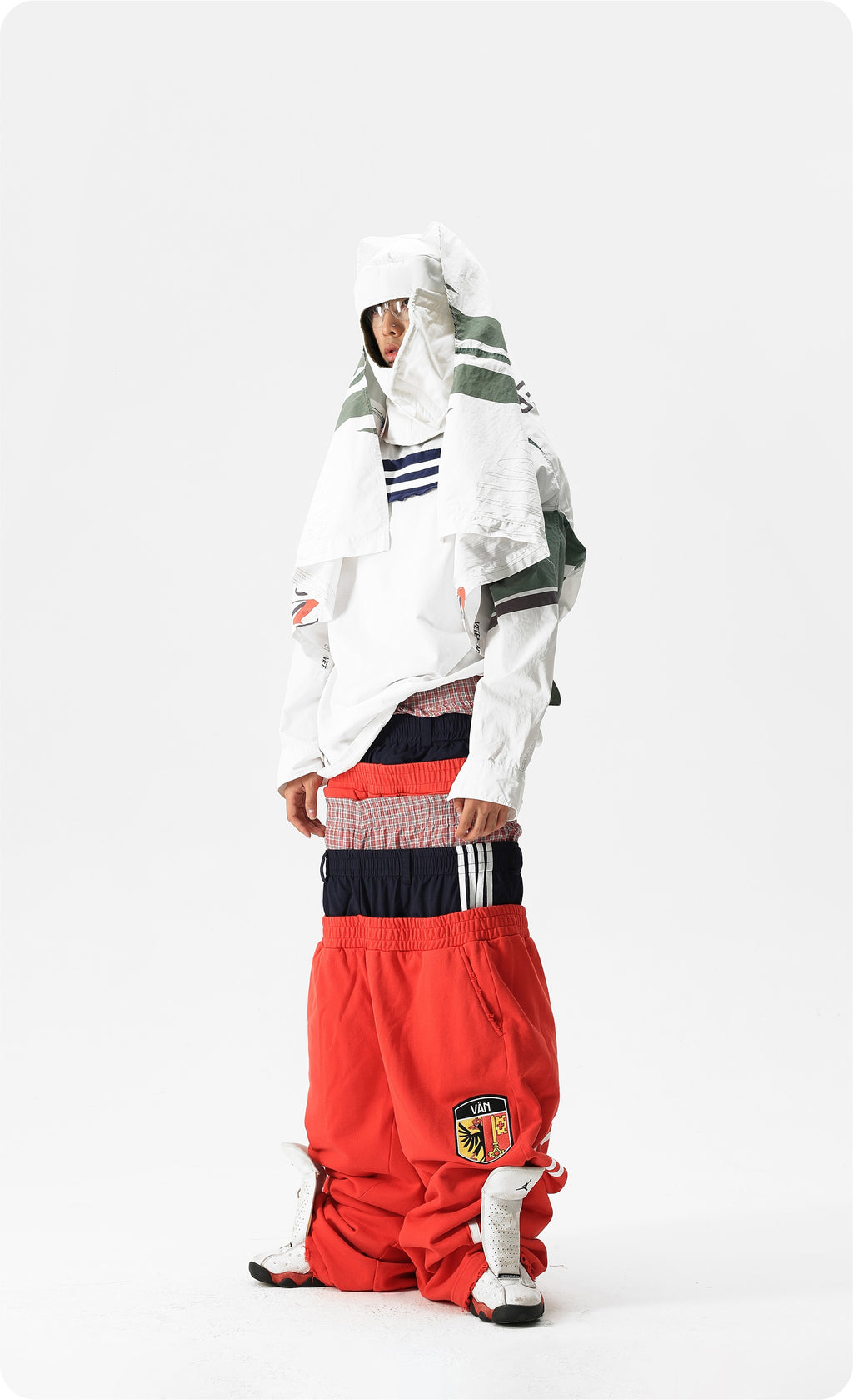 Vanguardia Fake Layering Paneled Joggers