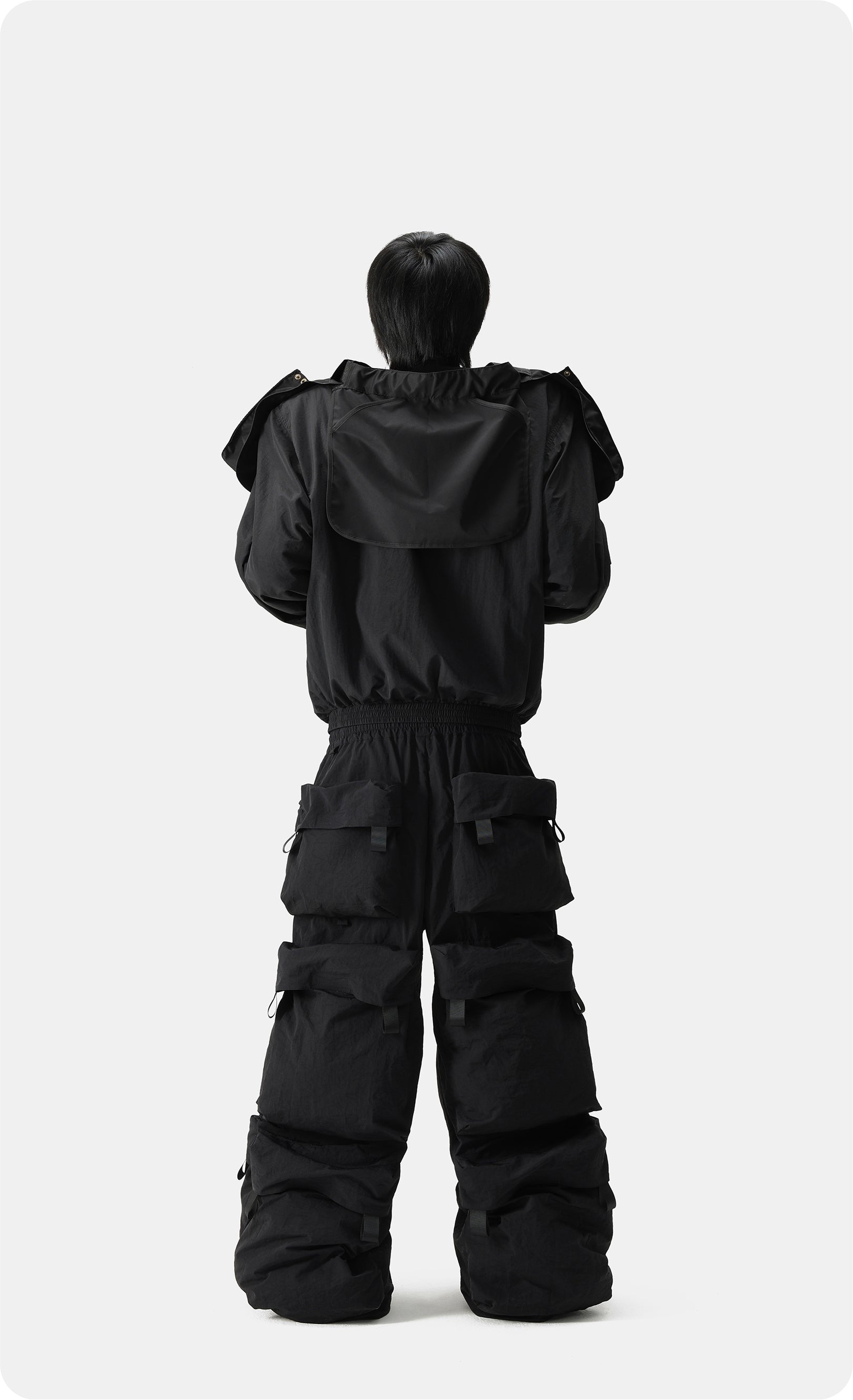 Vanguardia Nylon Multi-Pocket Cargo Pants