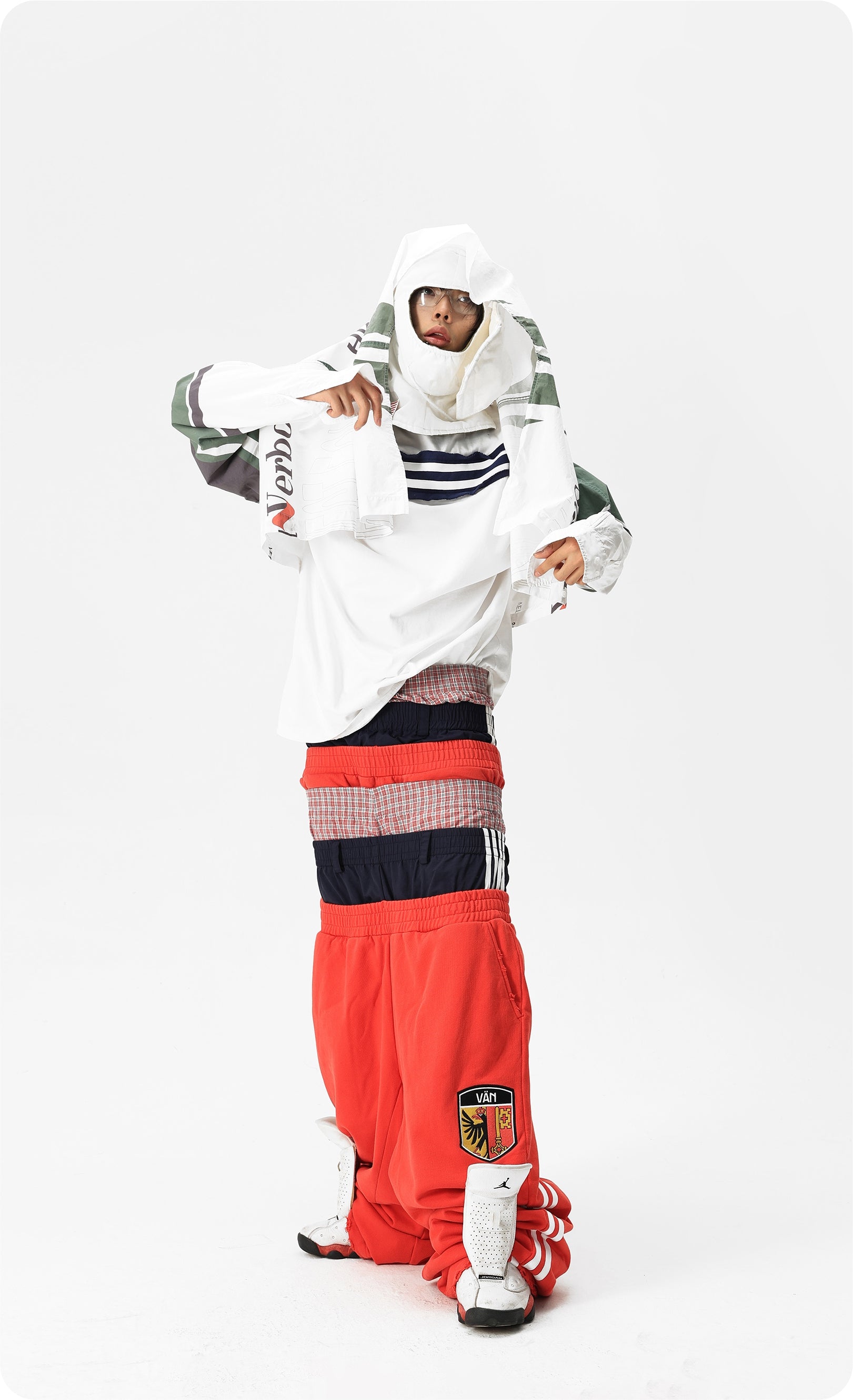 Vanguardia Fake Layering Paneled Joggers