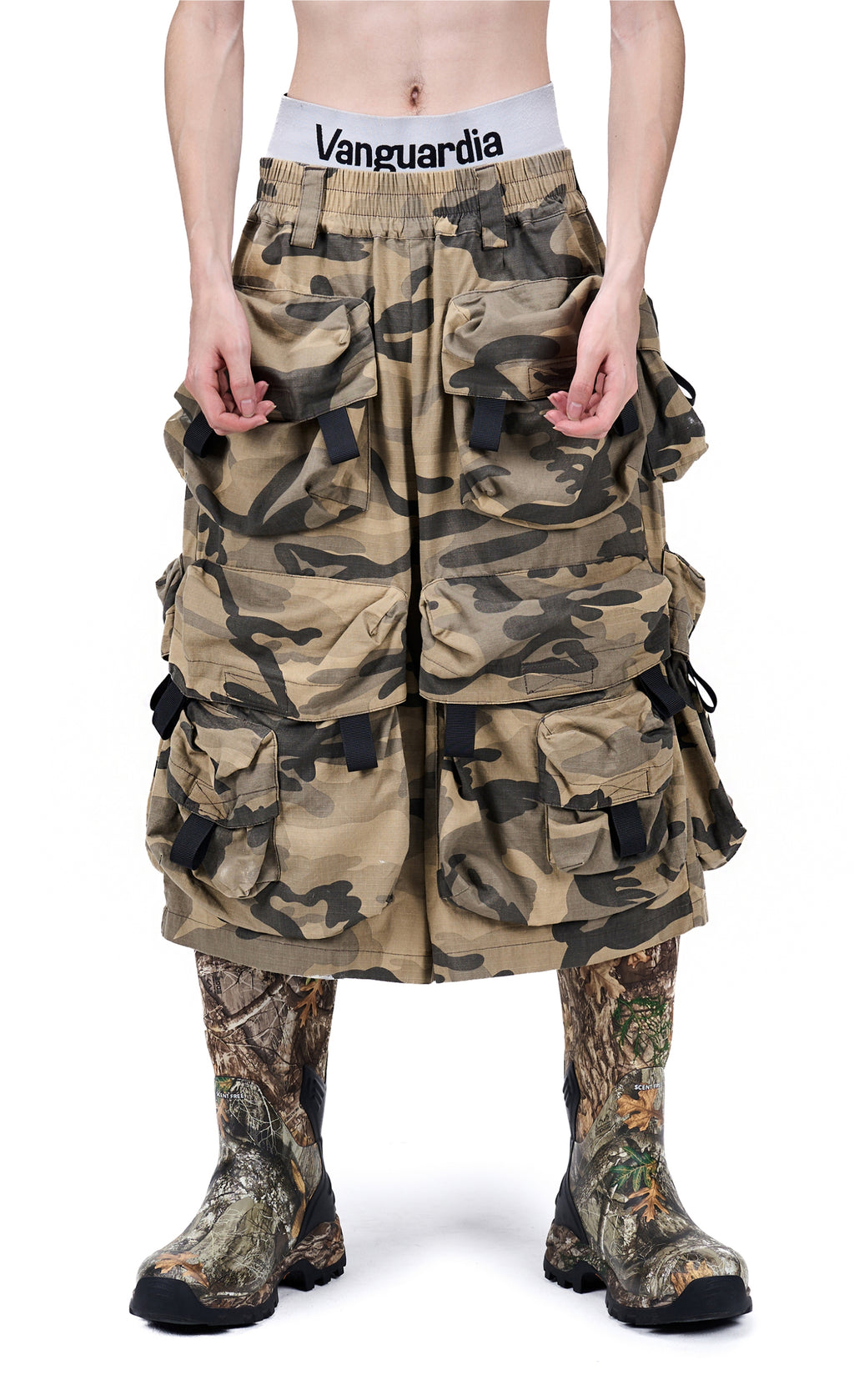Vanguardia Heavy-Duty Camo Modular Cargo Capris