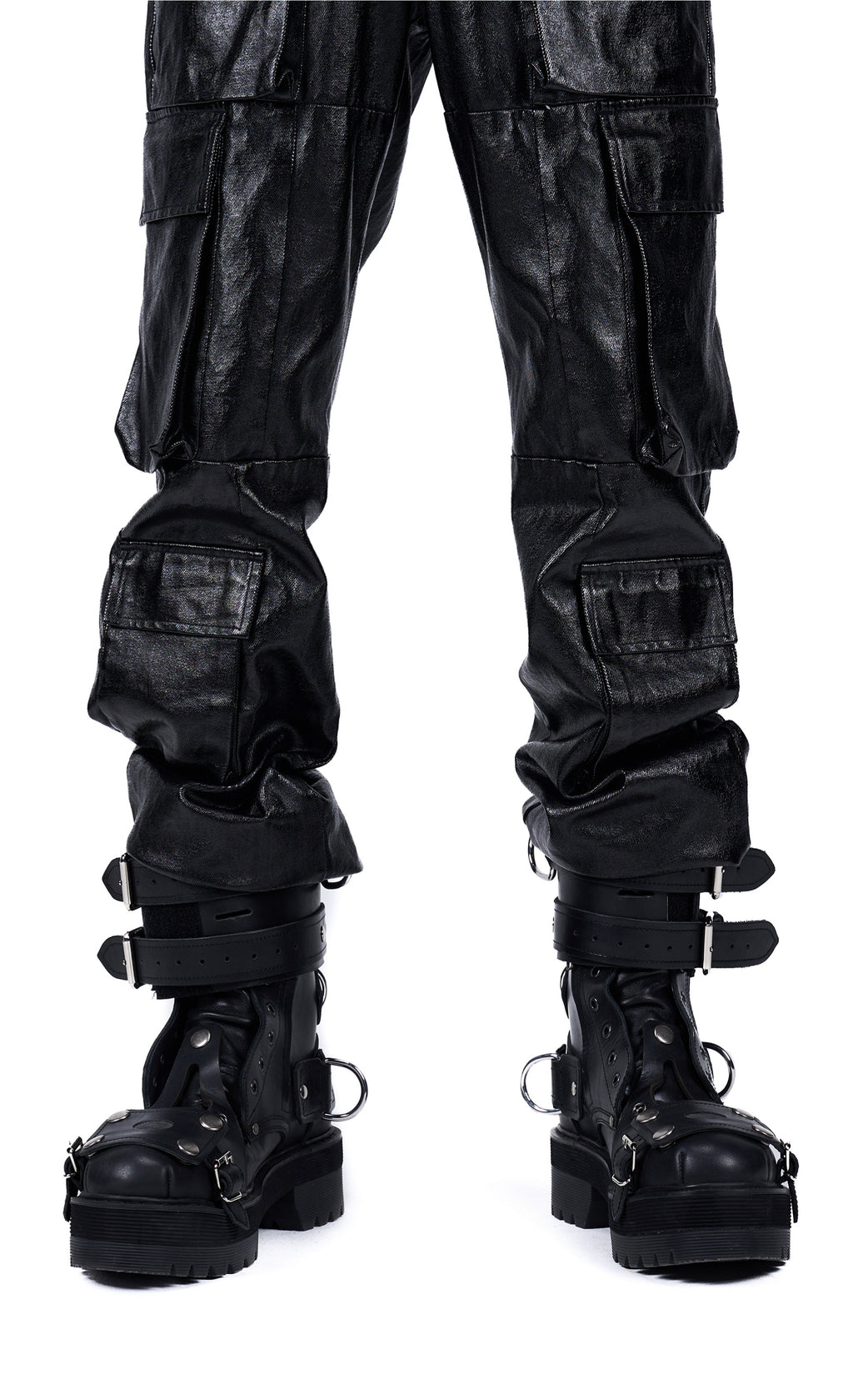 Vanguardia Coated Constricted Cargo Pants