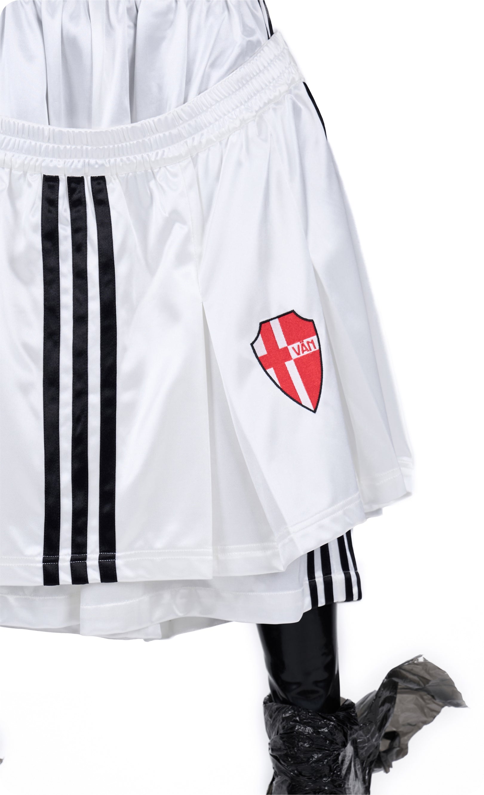 Vanguardia Integrated Deconstructed Skort - White